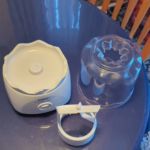 Cuisinart White Ice Cream, Yogurt and Sorbet Maker - Picture 6 of 6